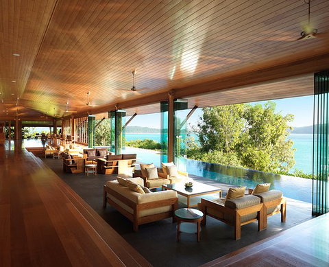 Long Pavillion - Gold Coast Attractions 0