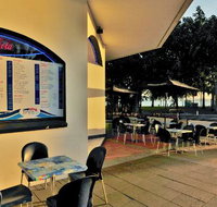 Harolds Seafood on The Strand - Gold Coast Attractions
