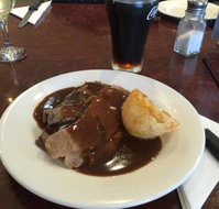 Risdon Hotel - Gold Coast Attractions