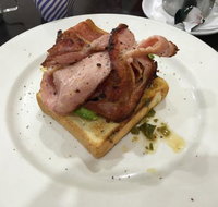 Piccolo's - Gold Coast Attractions