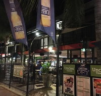 Uncles Tavern - Gold Coast Attractions