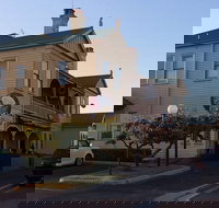 Comfort Inn The Pier Restaurant - Gold Coast Attractions