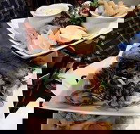 Gray's Hotel - Gold Coast Attractions