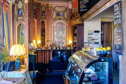 Jackson's Emporium - Gold Coast Attractions 0