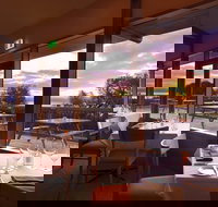 The Bay Restaurant - Gold Coast Attractions