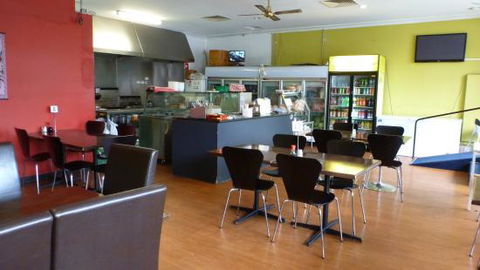 WA Chinese Cafe & Restaurant - Gold Coast Attractions 0