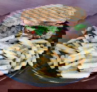 Two Little Black Birds Cafe - Gold Coast Attractions