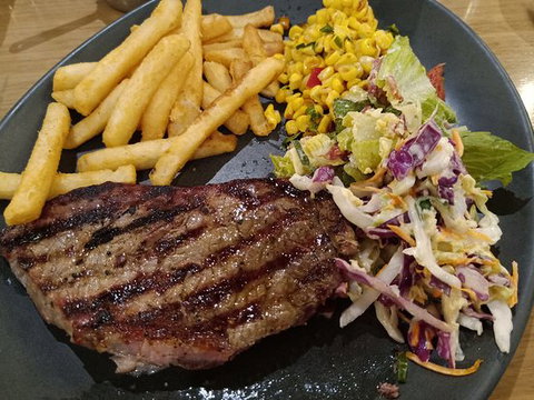 Morphett Arms Hotel - Gold Coast Attractions 0