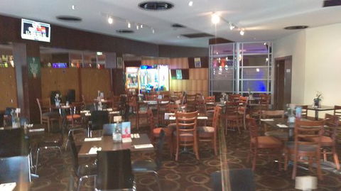 Grand Junction Tavern - Gold Coast Attractions 0