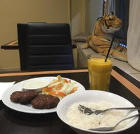 Top Shopz Curry Corner - Gold Coast Attractions