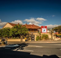 Port Noarlunga Hotel - Gold Coast Attractions