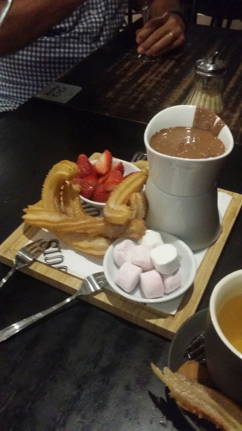 St Louis House Of Fine Ice Cream And Dessert - Gold Coast Attractions 2