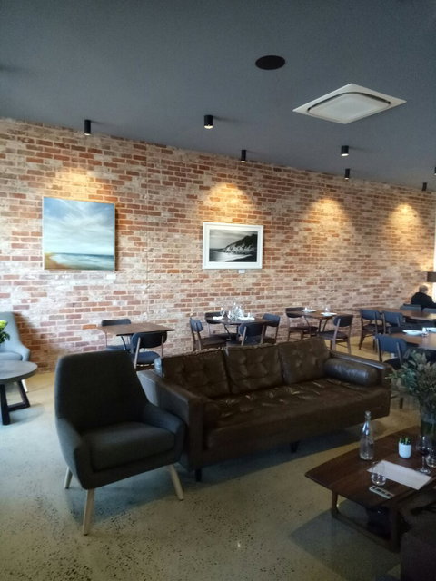 Thunderbird Kitchen - Gold Coast Attractions 14