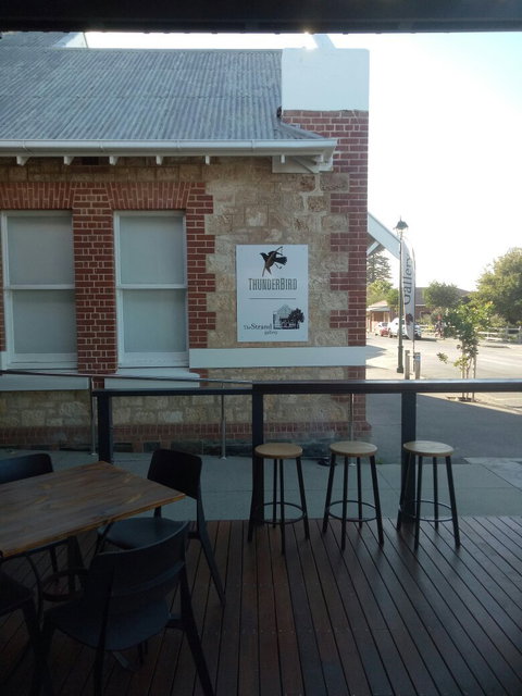 Thunderbird Kitchen - Gold Coast Attractions 6