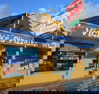Victa's Pizza Express - Gold Coast Attractions