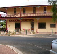 Crystal Brook Hotel - Gold Coast Attractions