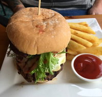 Oakbank Hotel