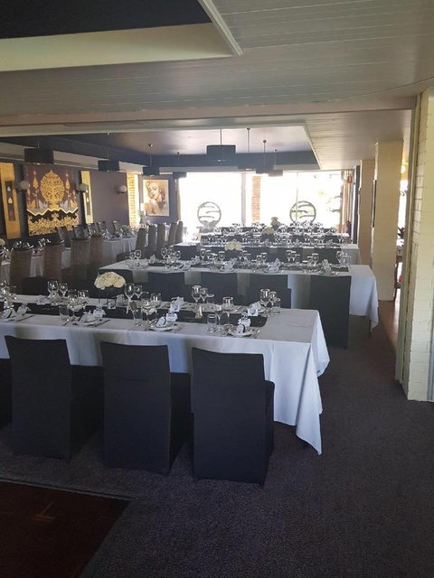 Oliver's Bar & Bistro - Gold Coast Attractions 5