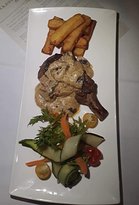 Oliver's Bar & Bistro - Gold Coast Attractions 8