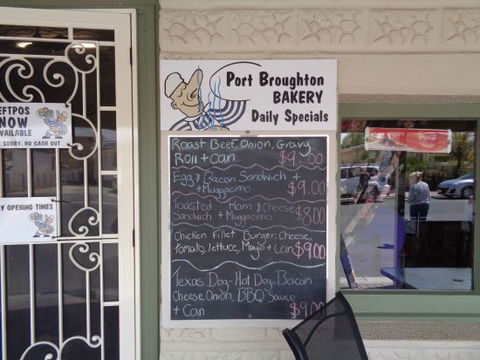 Port Broughton Bakery - Gold Coast Attractions 0