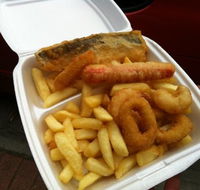 The Original Victor Harbor Fish Shop - Gold Coast Attractions