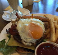 Signatures Restaurant Lakelands - Gold Coast Attractions