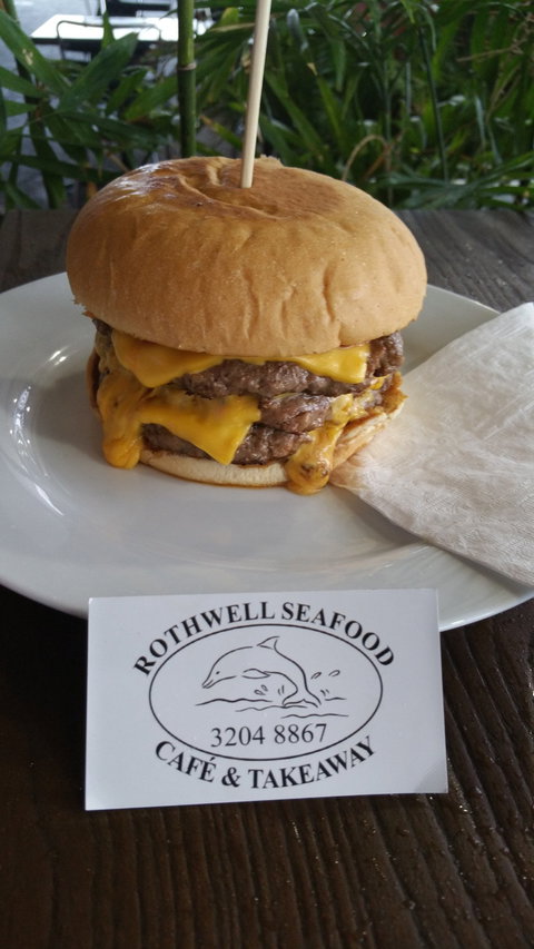 Rothwell Seafood Cafe And Takeaway - Gold Coast Attractions 5