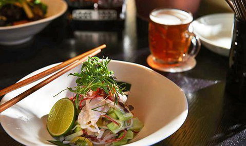 Apple Daily Bar & Eating House - Gold Coast Attractions 8