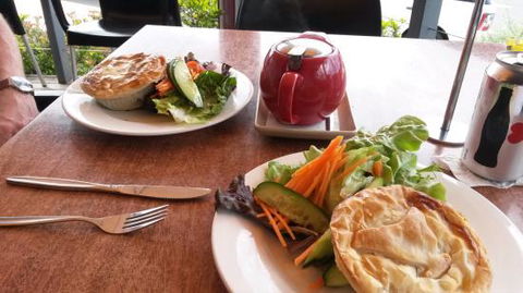 Maple 3 - Gold Coast Attractions 0