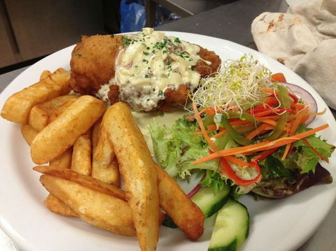 The Woolshed Restaurant - Gold Coast Attractions 0