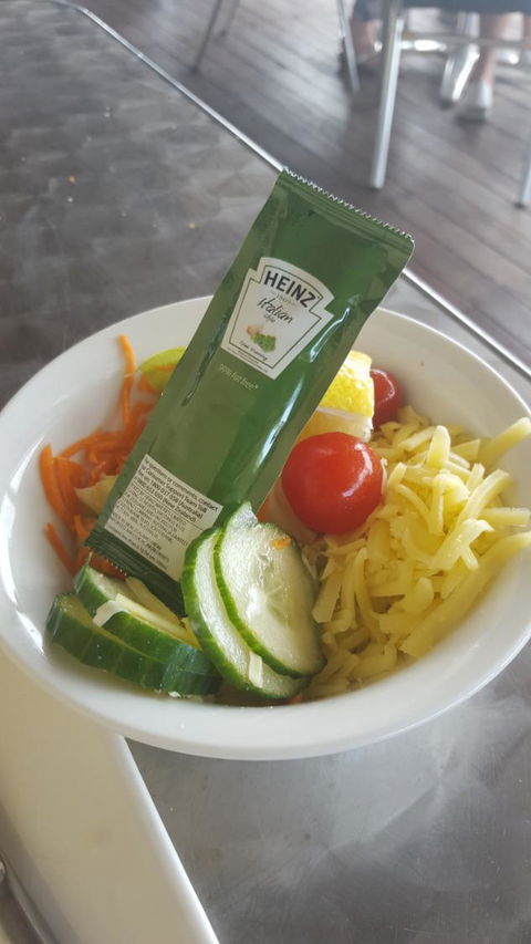 Tin Can Bay Yacht Club Inc - Gold Coast Attractions 6