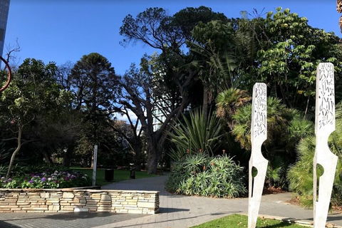 Perth Scavenger Hunt: Perched On A Swan - Gold Coast Attractions 2