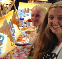 Friday Night 2 for 1 Paint and Sip Art Sessions - Gold Coast Attractions