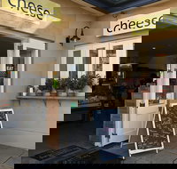 Small Group Adelaide Hills and Hahndorf Hideaway Tour from Adelaide - Gold Coast Attractions