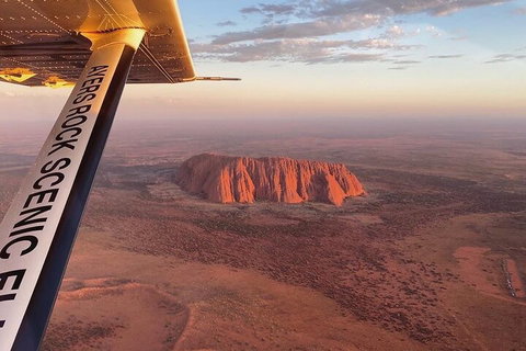 Scenic Flight: Uluru & Kata Tjuta - Gold Coast Attractions 1