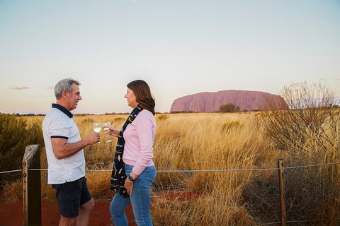 Uluru (Ayers Rock) Sunset Tour - Gold Coast Attractions 0