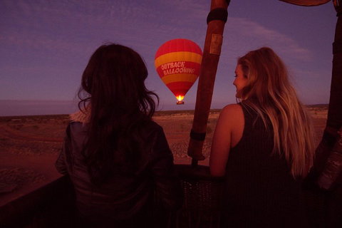 Early Morning Ballooning In Alice Springs - Gold Coast Attractions 1