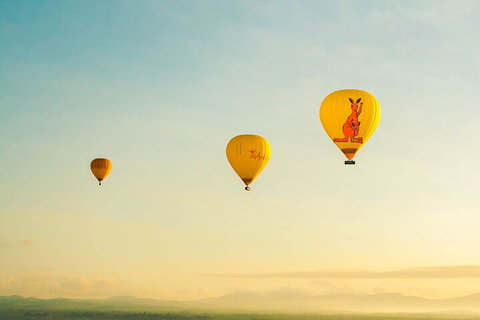 Hot Air Ballooning Tour From Northern Beaches Near Cairns - Gold Coast Attractions 3