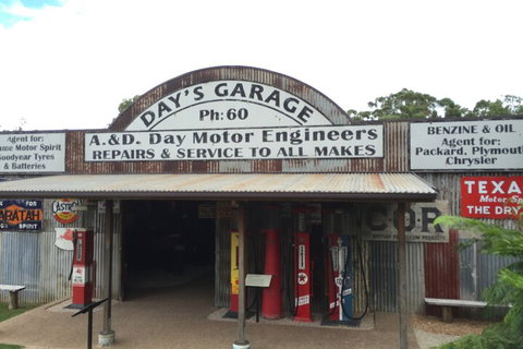 Private Tour To Paronella Park, Historic Village Herberton And Wild Life Wallaby - Gold Coast Attractions 3