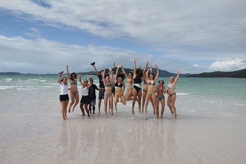 2-Night Whitsundays Sailing Cruise Incl. Whitehaven Beach & Great Barrier Reef - Gold Coast Attractions 4