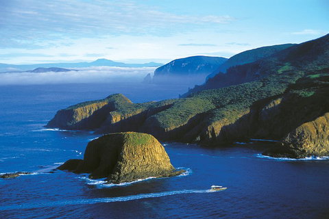 Full-Day Bruny Island Cruises Day Tour From Hobart - Gold Coast Attractions 0