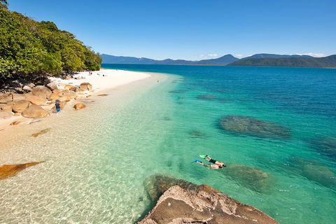 Fitzroy Island Catamaran Transfers From Cairns - Gold Coast Attractions 4