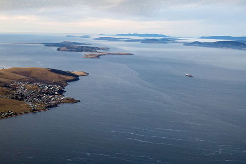 Hobart City Flight Including Mt Wellington And Derwent River - Gold Coast Attractions 1