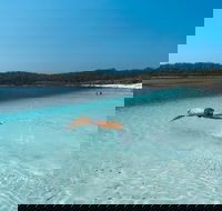 Lake McKenzie Full-Day Tour with Lunch from Hervey Bay - Gold Coast Attractions