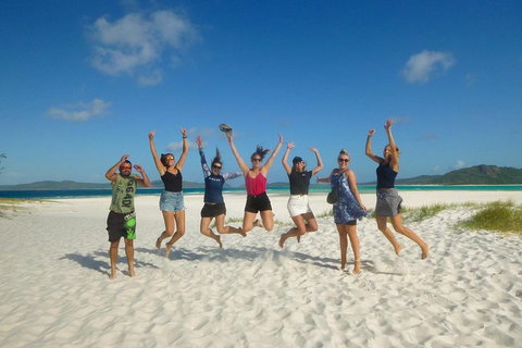 2-Day Whitsundays Sailing Adventure: Summertime - Gold Coast Attractions 2