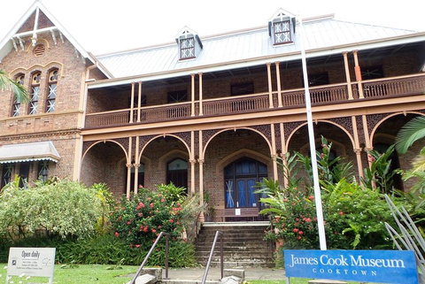 Cairns To Cooktown 4WD Tour - Gold Coast Attractions 1