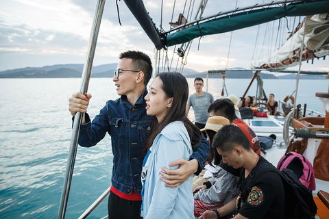 Whitsunday Islands Private Sailing Experience With Snorkeling & Langford Reef - Gold Coast Attractions 2