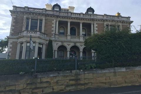 Walking Tour: Highlight Of Battery Point - Gold Coast Attractions 1