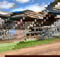 Kangaroo Island Half Day Food and Wine Trail Tour - Gold Coast Attractions