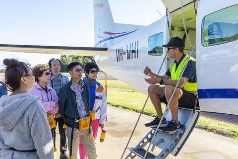 Scenic Flight - Great Barrier Reef, Heart Reef, Whitehaven Beach & Hill Inlet! - Gold Coast Attractions 1